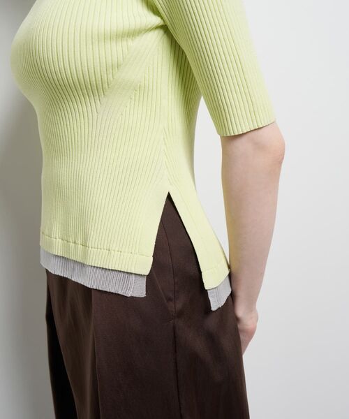 LANVIN en Bleu（ランバンオンブルー）の「スクエアネックリブニット（ニット/セーター・レディース・グレー/イエロー/ブラック・38）」の17枚目の写真