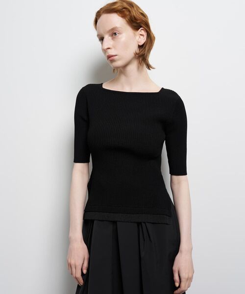 LANVIN en Bleu（ランバンオンブルー）の「スクエアネックリブニット（ニット/セーター・レディース・グレー/イエロー/ブラック・38）」の22枚目の写真