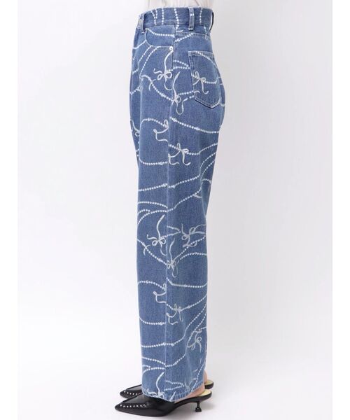 CALNAMUR(カルナムール)の「パールプリントデニムパンツ(デニムパンツ・レディース・ブラック/ブルー・SMALL/MEDIUM)」の9枚目の写真