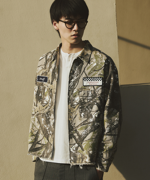 JOURNAL STANDARD(ジャーナルスタンダード)の「TRISECT2 / メカニック ファット 長袖 シャツ(シャツ/ブラウス・メンズ・カーキ/グレー・MEDIUM/LARGE)」の1枚目の写真