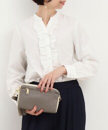 前立てフリルノーカラーブラウス