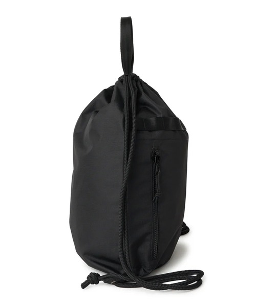 NEW ERA(ニューエラ)の「NEW ERA/ニューエラ デイサック 150D NEW ERAロゴ ブラック リフレクトシルバー/ブラック 21L 14750913/14750914(バックパック/リュック・メンズ・ブラック系その他2/ブラック系その他・FREE)」の12枚目の写真