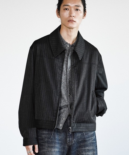 WYM LIDNM（ウィム バイ リドム）の「TECH WOOL GABARDINE ZIP BLOUSON【SET-UP】（ブルゾン・メンズ・ダークグレー/チャコール/ブラック・XS/S/M/L）」の2枚目の写真