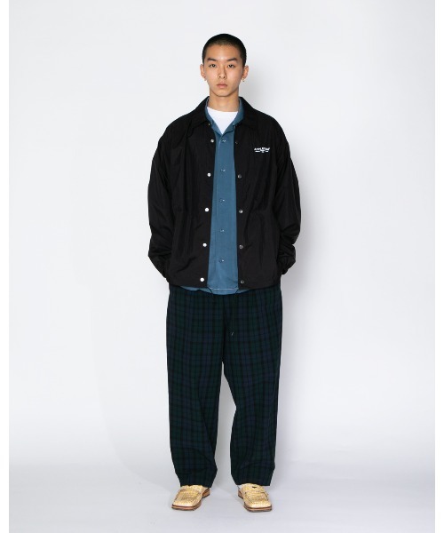 APPLEBUM(アップルバム)の「Lightweight Nylon Coach Jacket(ブルゾン・メンズ・オレンジ/ブラック/ライトピンク・LARGE/MEDIUM/X-LARGE)」の4枚目の写真