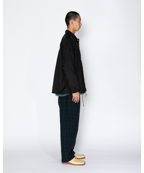 APPLEBUM(アップルバム)の「Lightweight Nylon Coach Jacket(ブルゾン・メンズ・オレンジ/ブラック/ライトピンク・LARGE/MEDIUM/X-LARGE)」の8枚目の写真