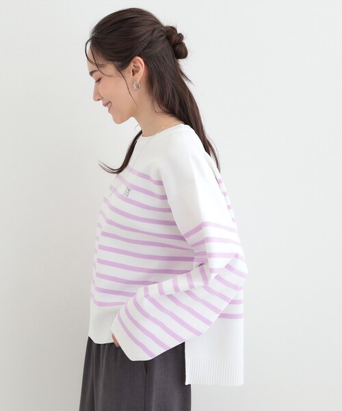 SHOO・LA・RUE（シューラルー）の「まるでTシャツ 大人カジュアルコーデに最適なボーダーニット（ニット/セーター・レディース・ネイビー系2/スモーキーグリーン系3/ライトパープル・00）」の9枚目の写真