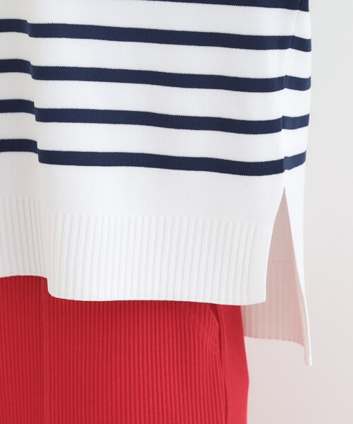 SHOO・LA・RUE（シューラルー）の「まるでTシャツ 大人カジュアルコーデに最適なボーダーニット（ニット/セーター・レディース・ネイビー系2/スモーキーグリーン系3/ライトパープル・00）」の21枚目の写真