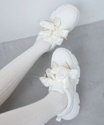 MAJESTIC LEGON | ダブルリボン厚底スニーカー(スニーカー)