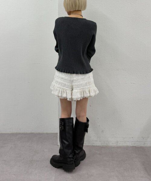 w closet(ダブルクローゼット)の「マルチWAYフリルカーディガン(カーディガン/ボレロ・レディース・チャコールグレー/アイボリー/ピンク/レッド/グリーン・FREE)」の6枚目の写真