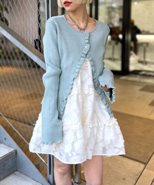 w closet(ダブルクローゼット)の「マルチWAYフリルカーディガン(カーディガン/ボレロ・レディース・チャコールグレー/アイボリー/ピンク/レッド/グリーン・FREE)」の8枚目の写真