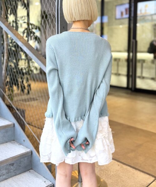 w closet(ダブルクローゼット)の「マルチWAYフリルカーディガン(カーディガン/ボレロ・レディース・チャコールグレー/アイボリー/ピンク/レッド/グリーン・FREE)」の10枚目の写真