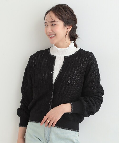 SHOO・LA・RUE(シューラルー)の「編み柄が上品 ラメ配色透かし編みカーディガン(カーディガン/ボレロ・レディース・ブラック/ブルー系その他/イエロー系その他・02/01/04/03)」の4枚目の写真