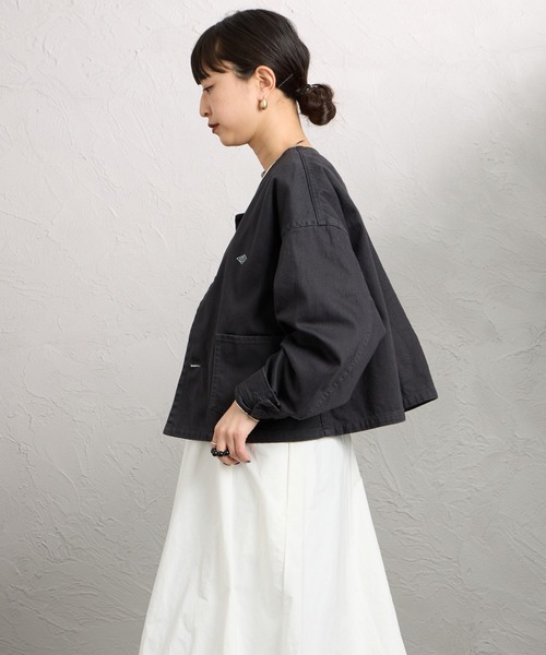 DANTON（ダントン）の「[DANTON/ダントン] ショート丈 ノーカラーデニムジャケット（デニムジャケット・レディース・チャコールグレー・38）」の14枚目の写真