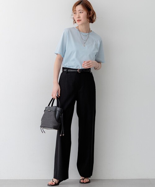23区 S(ニジュウサンクチイサイサイズ)の「シアーコンフォート クルーネック Tシャツ(Tシャツ/カットソー・レディース・スカイブルー系/ブラック系/黄土色系/ホワイト系・32)」の17枚目の写真