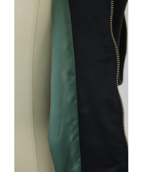 RIM.ARK（リムアーク）の「Short MA-1 vest ショート エムエーワン ベスト（ベスト・レディース・ダークネイビー/ライトカーキ/ブラック・FREE）」の19枚目の写真