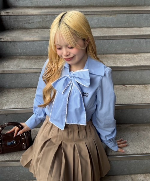 Another Branch olive des olive（アナザーブランチオリーブデオリーブ）の「ピコレースボウタイブラウス（シャツ/ブラウス・レディース・ブルー/オフホワイト/ストライプ/チェック・FREE）」の3枚目の写真