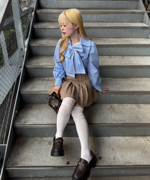 Another Branch olive des olive（アナザーブランチオリーブデオリーブ）の「ピコレースボウタイブラウス（シャツ/ブラウス・レディース・ブルー/オフホワイト/ストライプ/チェック・FREE）」の15枚目の写真