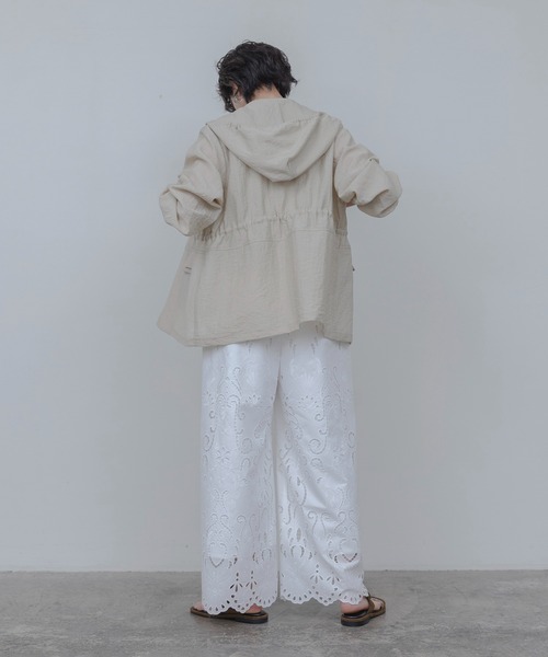 Eimee Law（エイミーロウ）の「エンブロイダリー パネルレースパンツ（その他パンツ・レディース・ブラック/オフホワイト・FREE）」の5枚目の写真