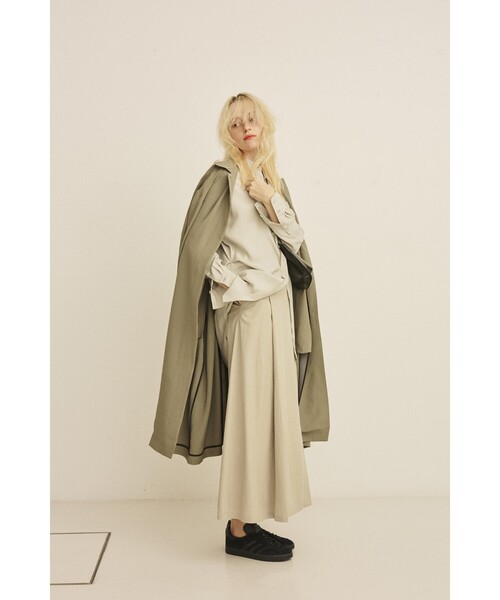 Rouge vif Anna（ルージュヴィフアンナ）の「ウエストタックドレープロングシャツ（シャツ/ブラウス・レディース・オフホワイト/セージグリーン・フリー）」の16枚目の写真