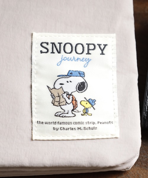 SNOOPY(スヌーピー)の「SNOOPY スヌーピー サコッシュ 2ルーム ショルダー(ショルダーバッグ・レディース・グレー/ブラック・FREE)」の12枚目の写真
