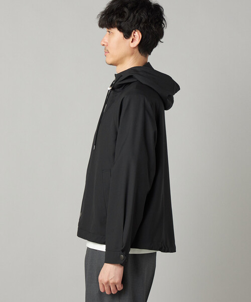COMME CA MEN(コムサメン)の「尾州産 ウォッシャブルトロ マウンテンパーカ(ブルゾン・メンズ・ブラック/グレー・M/L)」の9枚目の写真