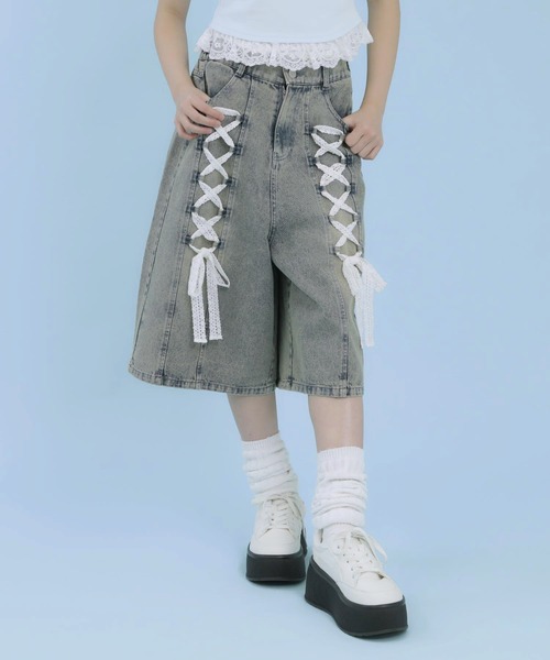 ANAP GiRL(アナップガール)の「スピンドル レース デニム ハーフパンツ(デニムパンツ・キッズ・ブルー/ブラック・XS/M/S)」の1枚目の写真