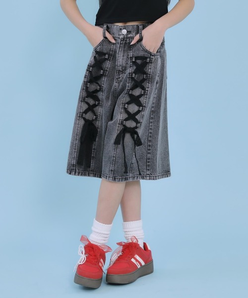 ANAP GiRL(アナップガール)の「スピンドル レース デニム ハーフパンツ(デニムパンツ・キッズ・ブルー/ブラック・XS/M/S)」の14枚目の写真