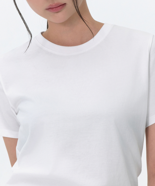 MUSINSA STANDARD WOMAN（ムシンサスタンダードウーマン）の「ウィメンズプレーンクルネックTシャツ[ホワイト]（Tシャツ/カットソー・レディース・その他・X-SMALL/SMALL/MEDIUM/LARGE）」の4枚目の写真