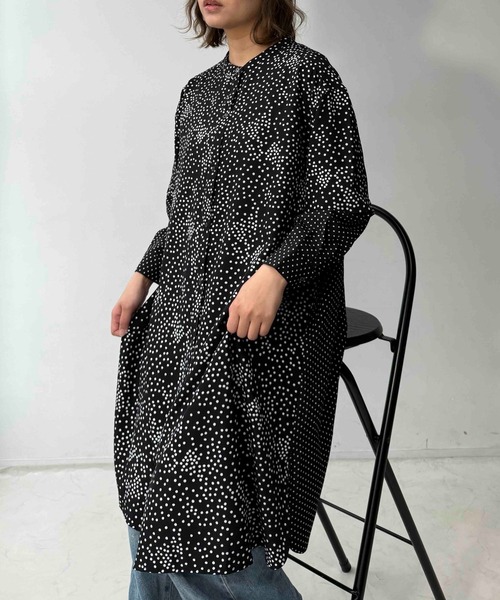 AS KNOW AS plus（アズノゥアズプラス）の「○異素材切り替え フェイクレイヤード シャツワンピース（シャツワンピース・レディース・ブラック系/ブルー系/グリーン系・FREE）」の12枚目の写真