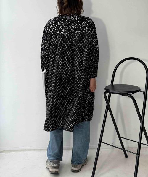AS KNOW AS plus（アズノゥアズプラス）の「○異素材切り替え フェイクレイヤード シャツワンピース（シャツワンピース・レディース・ブラック系/ブルー系/グリーン系・FREE）」の6枚目の写真