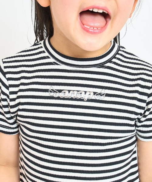 ANAP kids（アナップキッズ）の「*メタルシルバーエンジェルロゴリブトップス（Tシャツ/カットソー・キッズ・ホワイト/ブラック/ホワイト×ブラック/マルチ・120/110/130）」の19枚目の写真