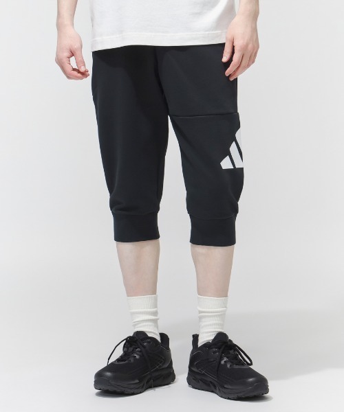adidas(アディダス)の「【別注】アディダス adidas マストハブ レギュラーフィット フレンチテリー カフ付き裾 7分丈パンツ 限定コラボ(スウェットパンツ・メンズ・ブラック/グレー・LL/3L/S/M/L)」の2枚目の写真