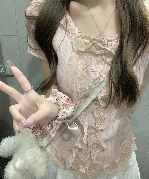 Alvia(アルビア)の「レースフリルドッキングニット(ニット/セーター・レディース・ピンク/ホワイト/ブラック・M)」の9枚目の写真