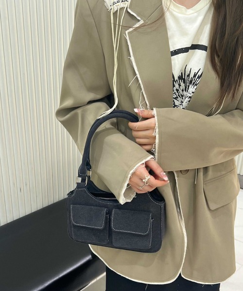 mebole（メボレ）の「Denim Stitch Pocket Bag（ハンドバッグ・レディース・インディゴブルー・FREE）」の4枚目の写真