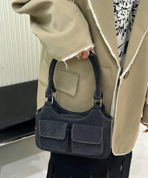 mebole（メボレ）の「Denim Stitch Pocket Bag（ハンドバッグ・レディース・インディゴブルー・FREE）」の3枚目の写真