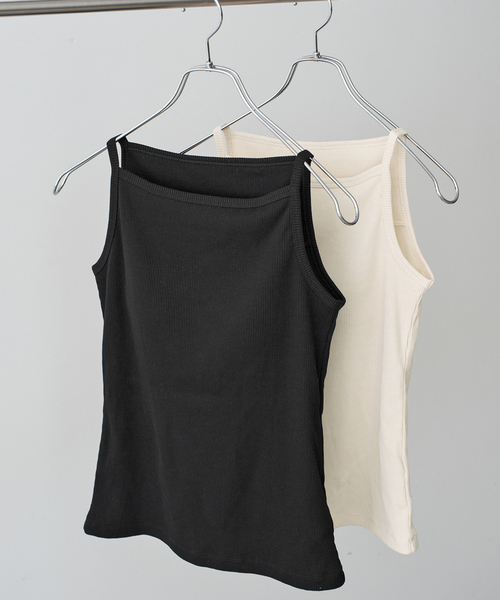 Spick & Span(スピックアンドスパン)の「カップ付きT/Cボートネックキャミ(キャミソール・レディース・ブラック/アイボリー/ブラウン系その他・36/38)」の1枚目の写真