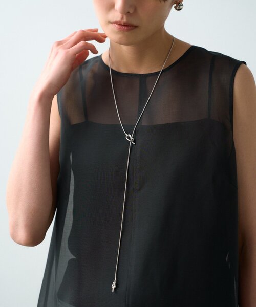 LOUNGEDRESS（ラウンジドレス）の「【GALENA/ガレナ】ノットロングネックレス（リング・レディース・シルバー/ゴールド・FREE）」の4枚目の写真