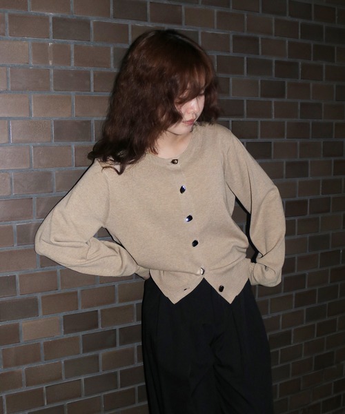 cheriella（シェリエラ）の「【cheriella】シルバーボタンニットカーディガン　SILVER BUTTON KNIT CARDIGAN（カーディガン/ボレロ・レディース・アイボリー/ベージュ/杢グレー/チャコールグレー・FREE）」の22枚目の写真