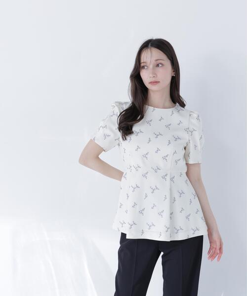 NATURAL BEAUTY BASIC(ナチュラルビューティーベーシック)の「ラメ刺繍ペプラムブラウス(シャツ/ブラウス・レディース・ホワイト系その他/イエロー系その他/グレー系その他・MEDIUM/SMALL)」の4枚目の写真