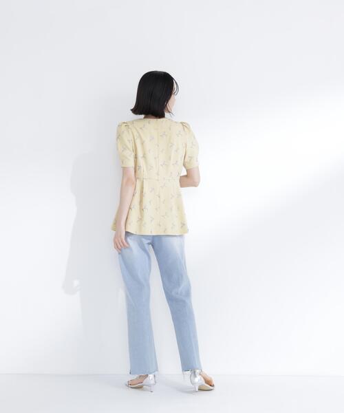 NATURAL BEAUTY BASIC(ナチュラルビューティーベーシック)の「ラメ刺繍ペプラムブラウス(シャツ/ブラウス・レディース・ホワイト系その他/イエロー系その他/グレー系その他・MEDIUM/SMALL)」の12枚目の写真