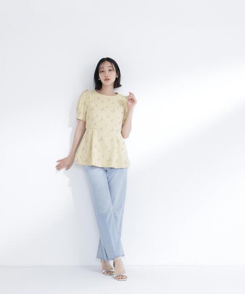 NATURAL BEAUTY BASIC(ナチュラルビューティーベーシック)の「ラメ刺繍ペプラムブラウス(シャツ/ブラウス・レディース・ホワイト系その他/イエロー系その他/グレー系その他・MEDIUM/SMALL)」の18枚目の写真