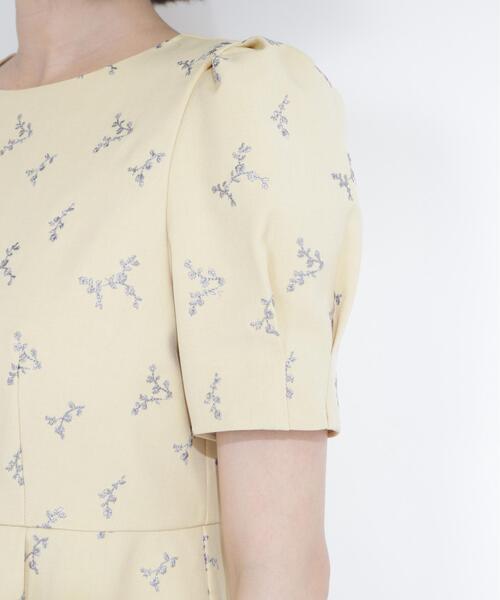 NATURAL BEAUTY BASIC（ナチュラルビューティーベーシック）の「ラメ刺繍ペプラムブラウス（シャツ/ブラウス・レディース・ホワイト系その他/イエロー系その他/グレー系その他・MEDIUM/SMALL）」の18枚目の写真