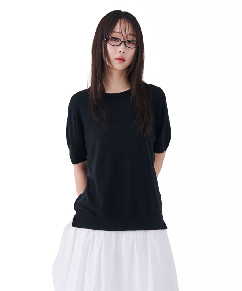 FDR(エフディーアール)の「Essential Pearl Soft Crewneck_5 Color(Tシャツ/カットソー・レディース・ブラック/ライトピンク/ネイビー/ミント/ライトイエロー・FREE)」の7枚目の写真