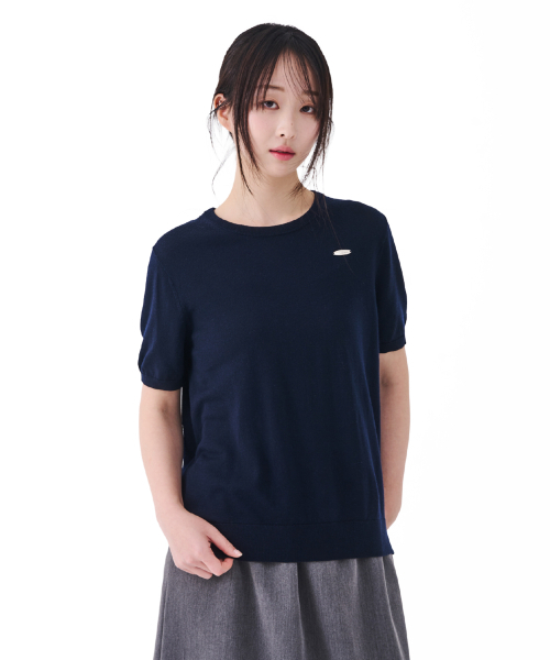 FDR(エフディーアール)の「Essential Pearl Soft Crewneck_5 Color(Tシャツ/カットソー・レディース・ブラック/ライトピンク/ネイビー/ミント/ライトイエロー・FREE)」の9枚目の写真