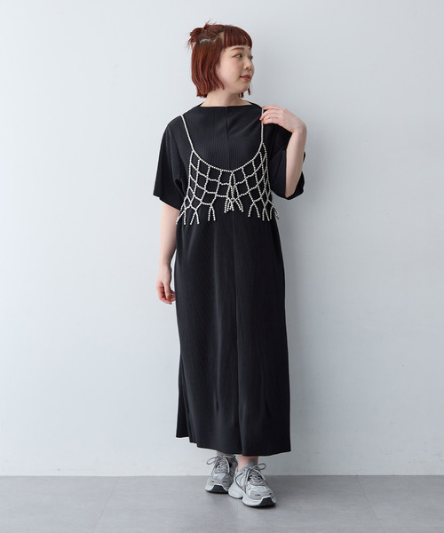 anyfee(エニフィー)の「【anyfee/大きいサイズ】セルフカットプリーツボトルネックワンピース(2026SS)(ワンピース・レディース・ブルー/ブラック/モカ・4L/LL/3L/5L)」の15枚目の写真