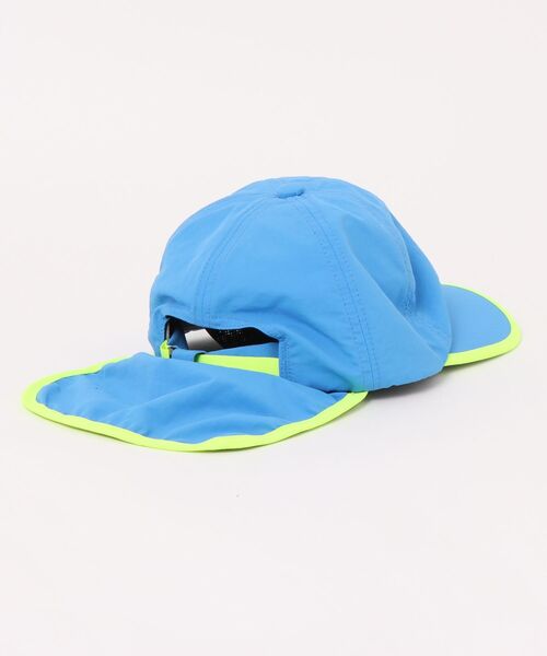 HAKKA KIDS(ハッカキッズ)の「ナイロンタフタメッシュ日よけ付きキャップ(UVカット)(保冷剤入れポケット付き)(キャップ・キッズ・ブルー/ブラック・M/L)」の3枚目の写真