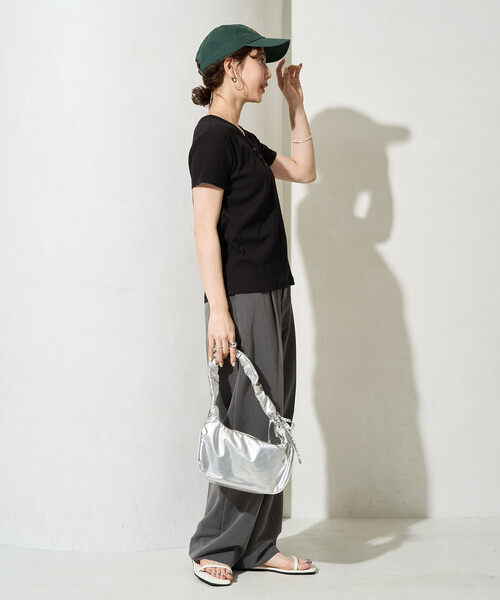 FREAK'S STORE(フリークスストア)の「限定展開 <抗菌防臭・接触冷感>MINT テレコ ピコレース ボタン トップス(Tシャツ/カットソー・レディース・ライトグレー/ナチュラル/ネイビー/オレンジ/モカ/ブラック・フリ-)」の16枚目の写真