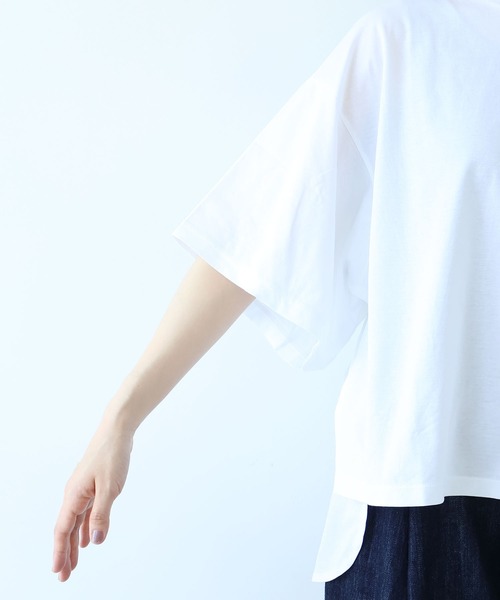 yuni(ユニ )の「ハイパワーポンチwide sleeves Tシャツ(Tシャツ/カットソー・レディース・ブラック/ホワイト・FREE)」の22枚目の写真