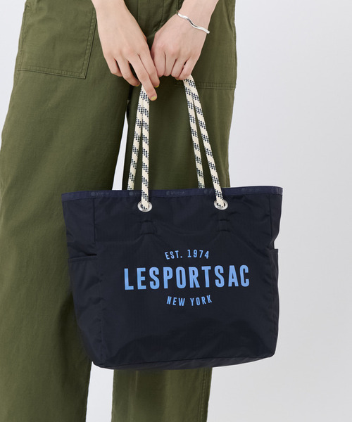 LeSportsac(レスポートサック)の「ML 2 WAY TOTE 2ウェイディープシーブルー/ライム(トートバッグ・レディース・ブラック・FREE)」の2枚目の写真