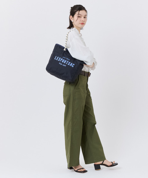 LeSportsac(レスポートサック)の「ML 2 WAY TOTE 2ウェイディープシーブルー/ライム(トートバッグ・レディース・ブラック・FREE)」の3枚目の写真